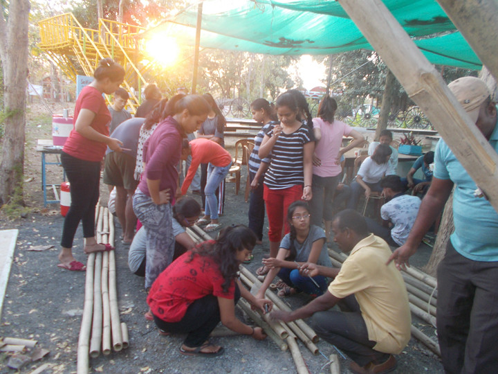 /5a-making-bamboo-beams-n-columns11_40290845693_c.jpg